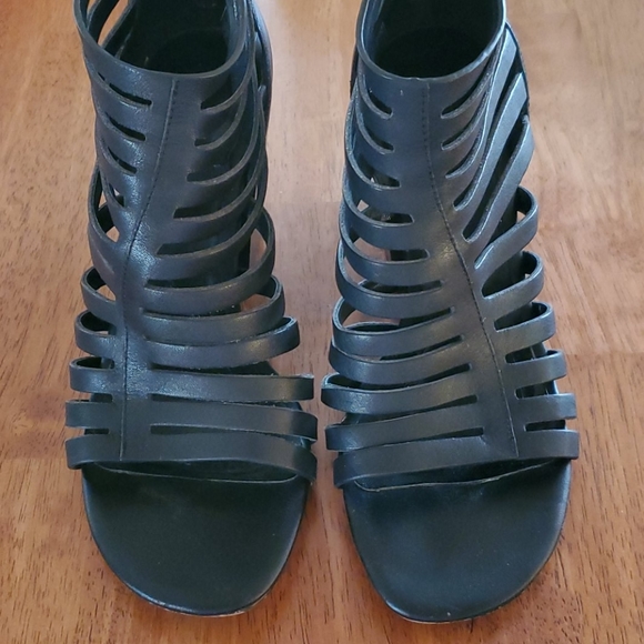 Isola black gladiator heeled sandals - Picture 9 of 10